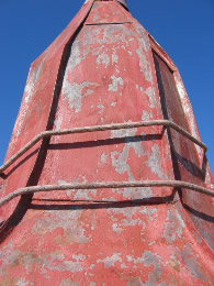 Višinsko barvanje strehe zvonika, križa
